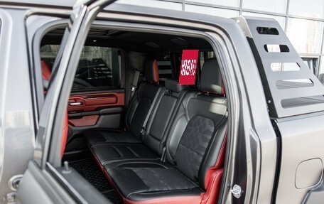 Rambler 1500, 2018 год, 7 000 000 рублей, 36 фотография