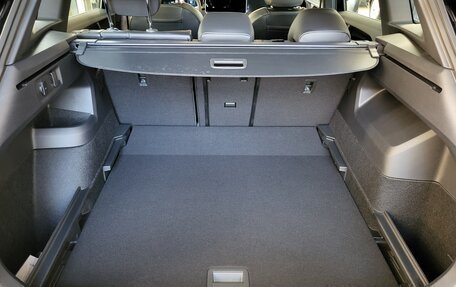 Volkswagen Tiguan, 2024 год, 5 398 000 рублей, 12 фотография