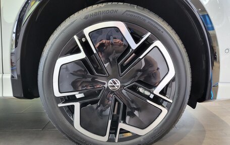 Volkswagen Tiguan, 2024 год, 5 398 000 рублей, 8 фотография