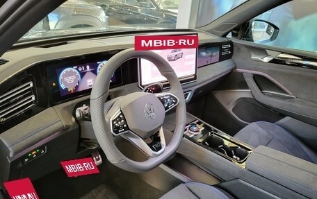 Volkswagen Tiguan, 2024 год, 5 398 000 рублей, 15 фотография