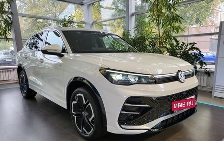Volkswagen Tiguan, 2024 год, 5 398 000 рублей, 3 фотография