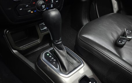 Jeep Renegade I рестайлинг, 2021 год, 1 520 000 рублей, 9 фотография