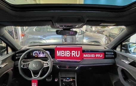 Volkswagen Tiguan, 2024 год, 5 398 000 рублей, 21 фотография