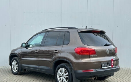 Volkswagen Tiguan I, 2015 год, 1 600 000 рублей, 6 фотография