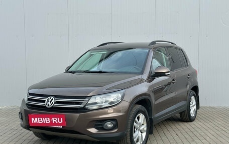 Volkswagen Tiguan I, 2015 год, 1 600 000 рублей, 4 фотография