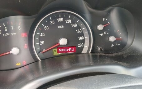 KIA Carnival III, 2008 год, 930 000 рублей, 13 фотография