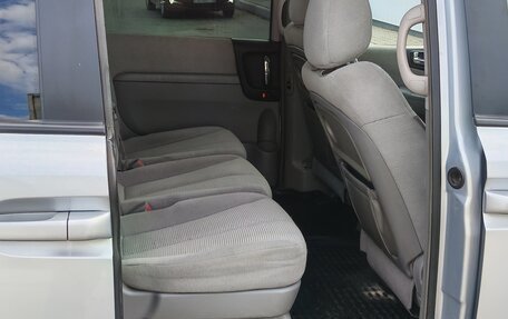 KIA Carnival III, 2008 год, 930 000 рублей, 20 фотография