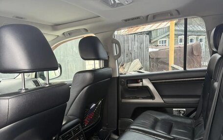 Toyota Land Cruiser 200, 2011 год, 3 900 000 рублей, 5 фотография