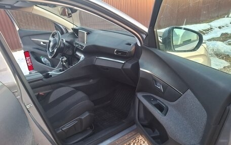 Peugeot 5008 II, 2019 год, 1 850 000 рублей, 11 фотография