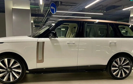 Land Rover Range Rover IV рестайлинг, 2023 год, 24 990 000 рублей, 8 фотография