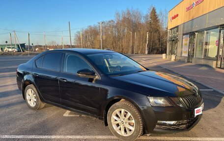 Skoda Octavia, 2017 год, 1 350 000 рублей, 8 фотография