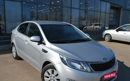 KIA Rio III рестайлинг, 2014 год, 850 000 рублей, 2 фотография