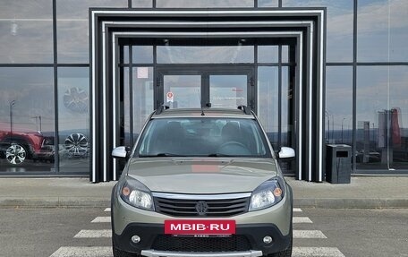 Renault Sandero I, 2013 год, 710 000 рублей, 2 фотография