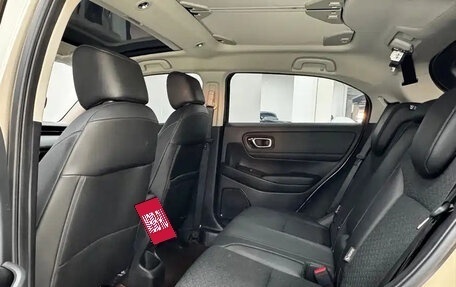 Honda Vezel, 2023 год, 1 539 777 рублей, 20 фотография