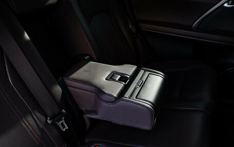 Lexus RX IV рестайлинг, 2021 год, 5 500 000 рублей, 9 фотография
