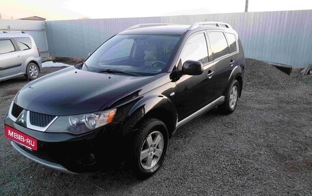 Mitsubishi Outlander III рестайлинг 3, 2007 год, 1 070 000 рублей, 1 фотография