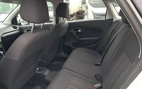 Volkswagen Polo VI (EU Market), 2016 год, 890 000 рублей, 12 фотография