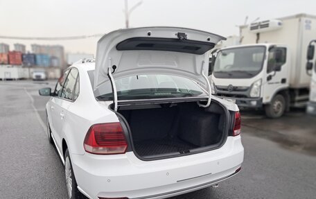 Volkswagen Polo VI (EU Market), 2016 год, 890 000 рублей, 18 фотография