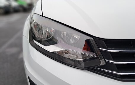 Volkswagen Polo VI (EU Market), 2016 год, 890 000 рублей, 24 фотография