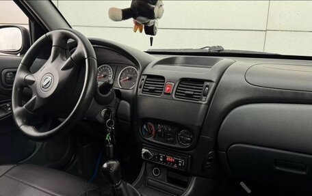 Nissan Almera, 2004 год, 415 000 рублей, 9 фотография