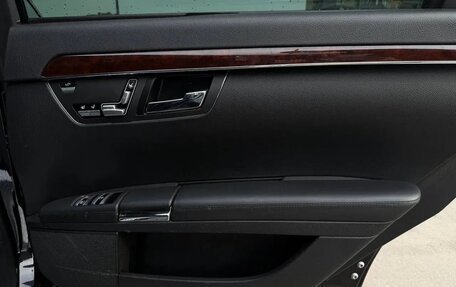 Mercedes-Benz S-Класс, 2008 год, 1 250 000 рублей, 29 фотография