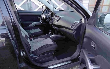 Mitsubishi Outlander III рестайлинг 3, 2007 год, 1 070 000 рублей, 8 фотография