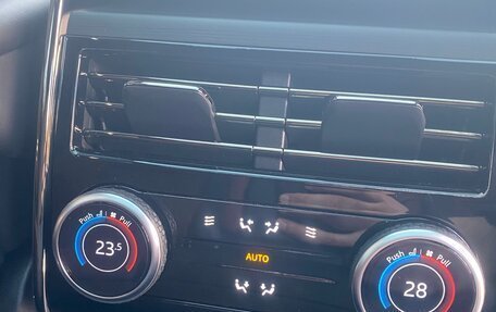 Land Rover Range Rover Sport, 2023 год, 15 900 000 рублей, 9 фотография