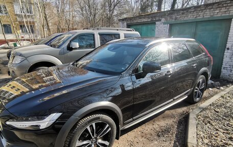 Volvo V90 Cross Country I рестайлинг, 2018 год, 2 900 000 рублей, 6 фотография