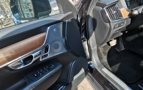 Volvo V90 Cross Country I рестайлинг, 2018 год, 2 900 000 рублей, 25 фотография