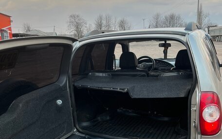 Chevrolet Niva I рестайлинг, 2013 год, 550 000 рублей, 4 фотография