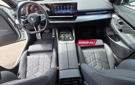 BMW 5 серия, 2024 год, 6 500 000 рублей, 9 фотография