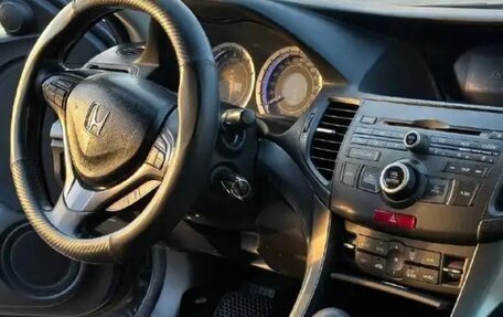 Honda Accord VIII рестайлинг, 2012 год, 1 010 000 рублей, 2 фотография