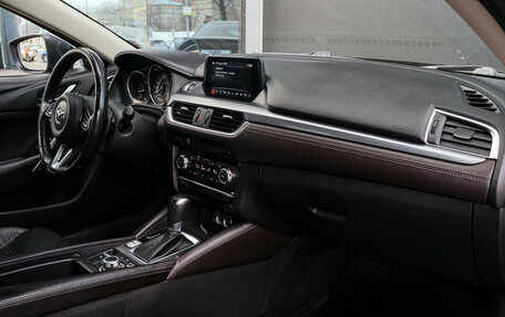 Mazda 6, 2017 год, 1 900 000 рублей, 7 фотография