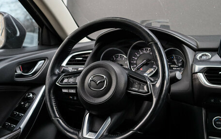 Mazda 6, 2017 год, 1 900 000 рублей, 11 фотография