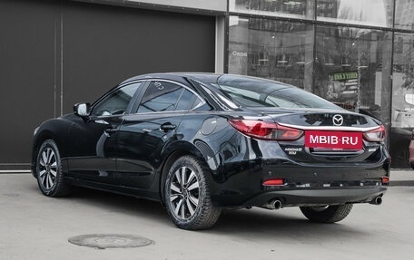 Mazda 6, 2017 год, 1 900 000 рублей, 6 фотография