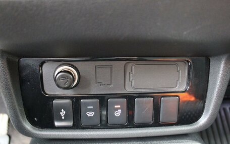 Mitsubishi Outlander III рестайлинг 3, 2019 год, 2 019 000 рублей, 15 фотография