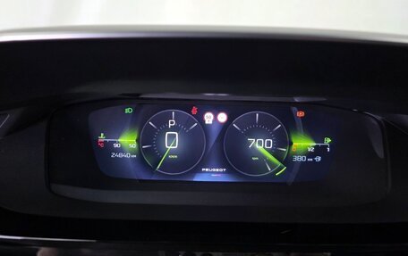 Peugeot 408, 2023 год, 2 320 000 рублей, 8 фотография