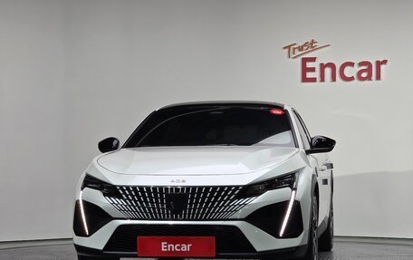 Peugeot 408, 2023 год, 2 320 000 рублей, 3 фотография