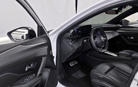 Peugeot 408, 2023 год, 2 320 000 рублей, 10 фотография