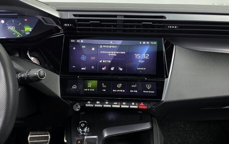 Peugeot 408, 2023 год, 2 320 000 рублей, 14 фотография