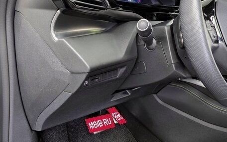 Peugeot 408, 2023 год, 2 320 000 рублей, 17 фотография