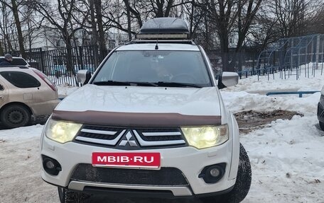Mitsubishi Pajero Sport II рестайлинг, 2014 год, 2 200 000 рублей, 2 фотография