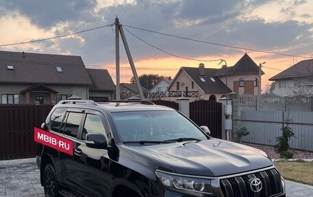 Toyota Land Cruiser Prado 150 рестайлинг 2, 2020 год, 5 700 000 рублей, 2 фотография