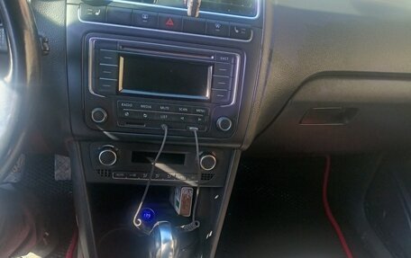 Volkswagen Polo VI (EU Market), 2013 год, 700 000 рублей, 3 фотография