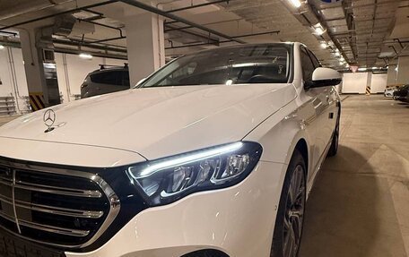 Mercedes-Benz E-Класс, 2024 год, 6 800 000 рублей, 10 фотография