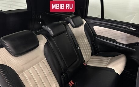 Mercedes-Benz GL-Класс, 2012 год, 2 600 000 рублей, 15 фотография