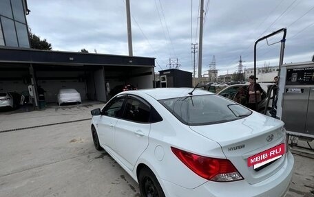 Hyundai Solaris II рестайлинг, 2014 год, 800 000 рублей, 6 фотография