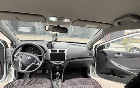 Hyundai Solaris II рестайлинг, 2014 год, 800 000 рублей, 8 фотография