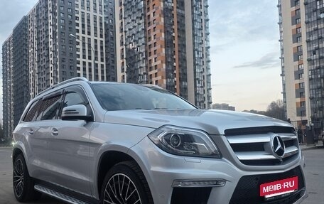 Mercedes-Benz GL-Класс, 2015 год, 3 200 000 рублей, 7 фотография