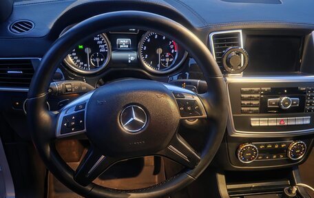 Mercedes-Benz GL-Класс, 2015 год, 3 200 000 рублей, 14 фотография